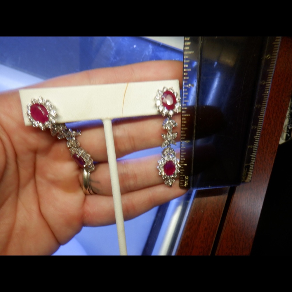 18k  ruby diamond with 4 ruby oval - Picture 4 of 6